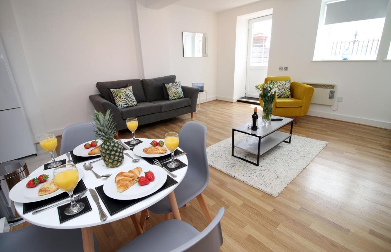 St Thomas Loft Views By Ssw - 2Br, Parking, Sleeps 4, Easy Access To City Centre, Marina, Beach And M4 Swansea Kültér fotó