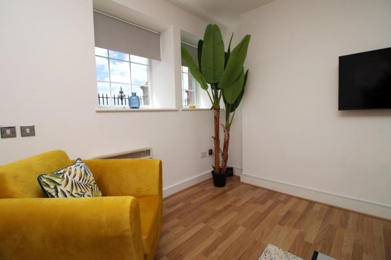 St Thomas Loft Views By Ssw - 2Br, Parking, Sleeps 4, Easy Access To City Centre, Marina, Beach And M4 Swansea Kültér fotó