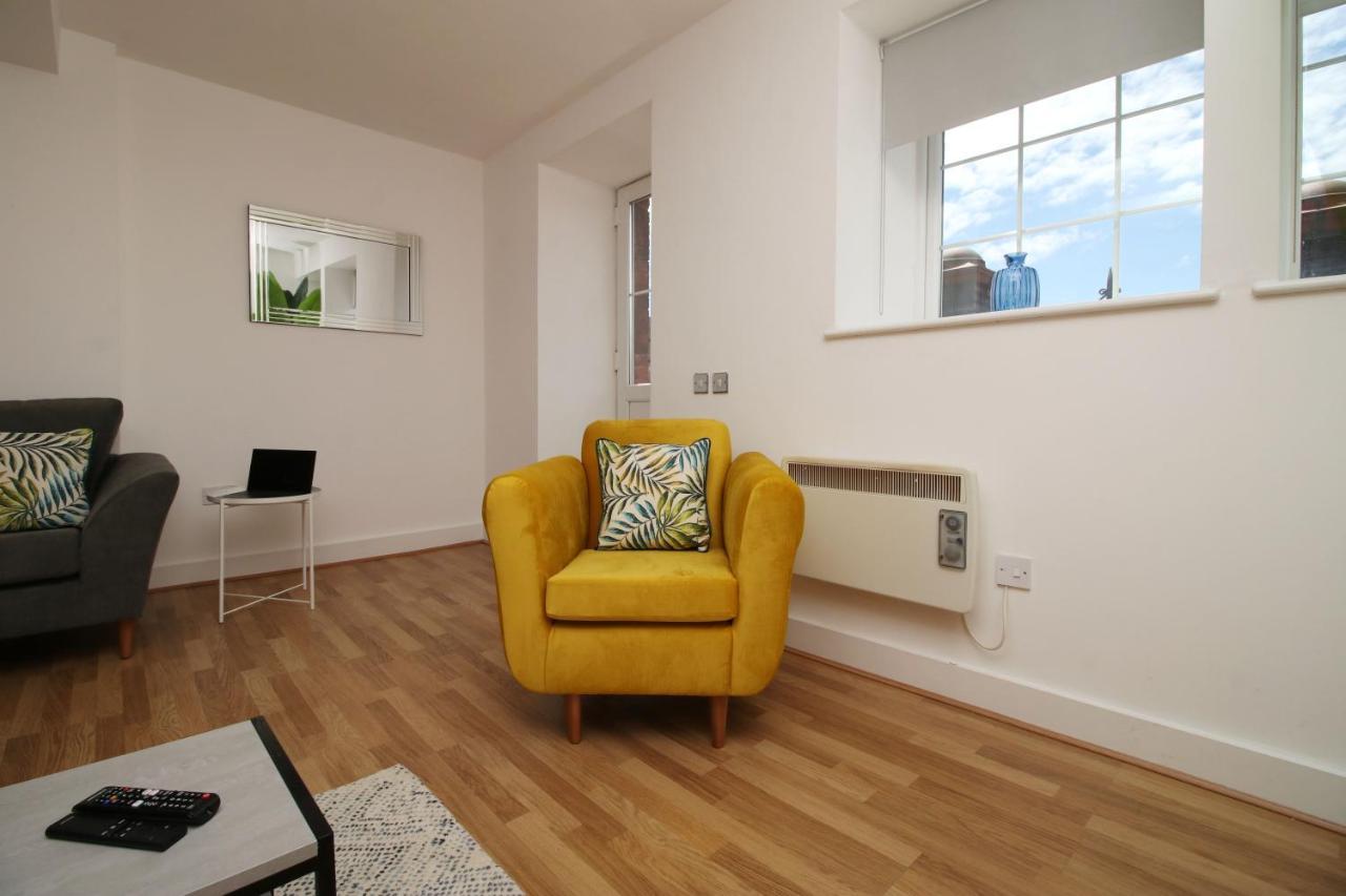 St Thomas Loft Views By Ssw - 2Br, Parking, Sleeps 4, Easy Access To City Centre, Marina, Beach And M4 Swansea Kültér fotó