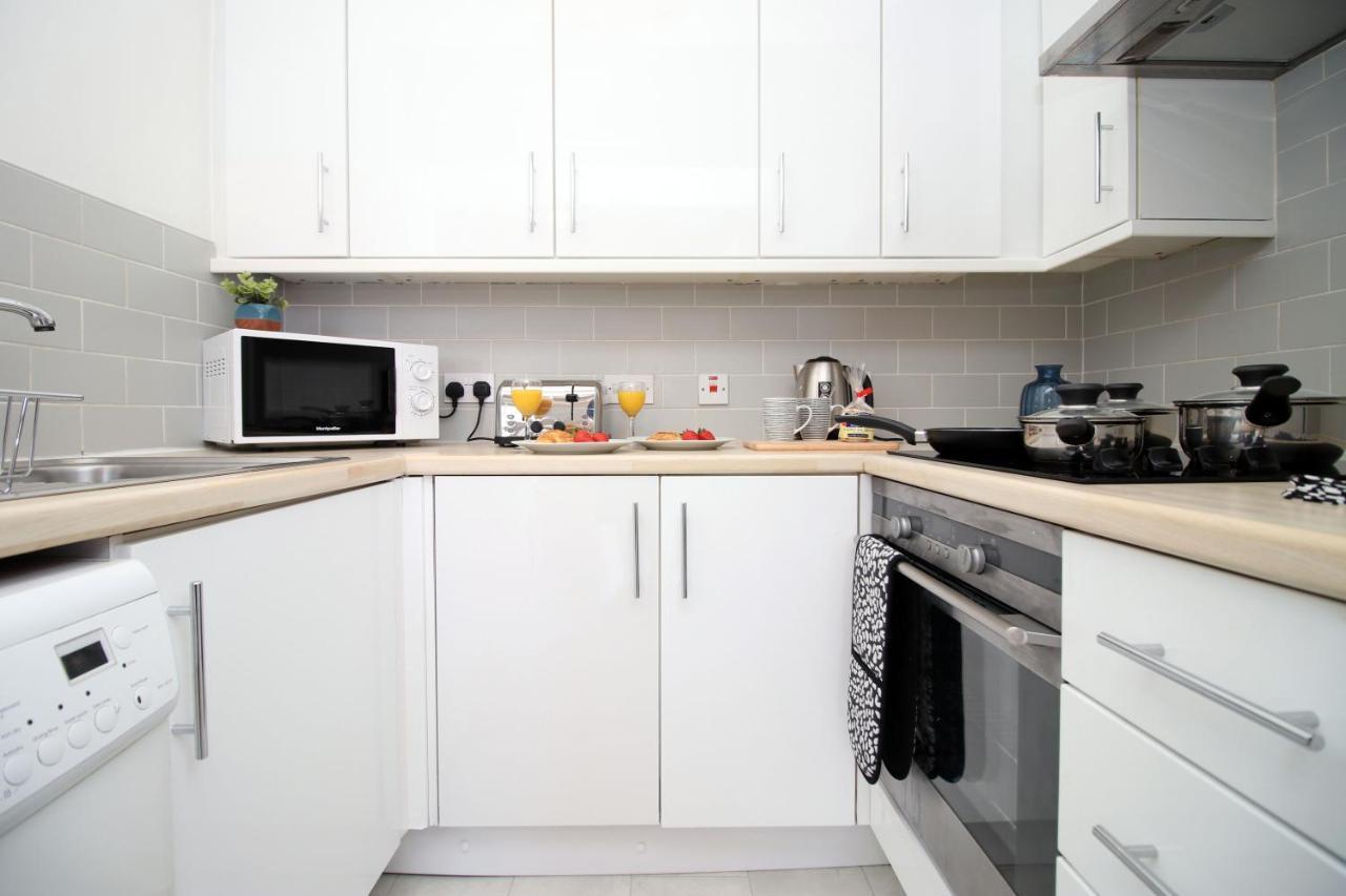 St Thomas Loft Views By Ssw - 2Br, Parking, Sleeps 4, Easy Access To City Centre, Marina, Beach And M4 Swansea Kültér fotó
