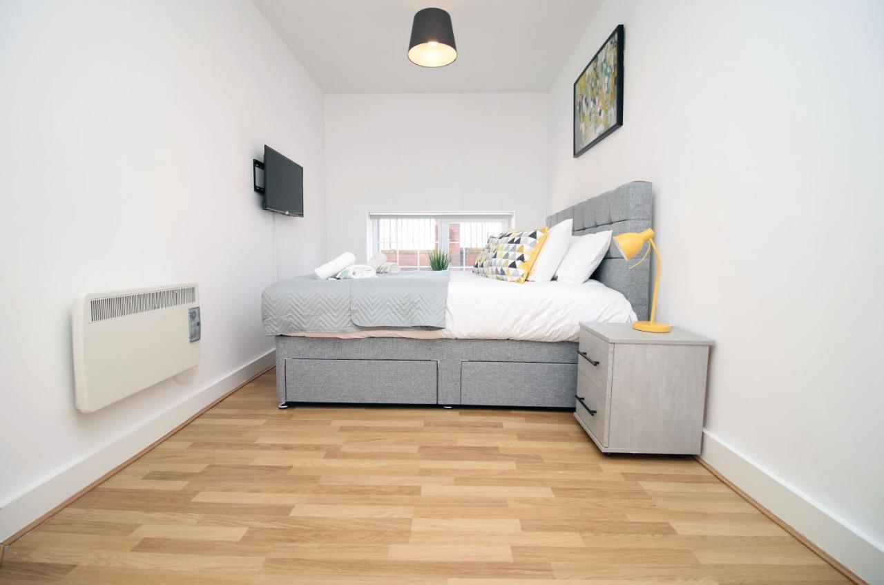 St Thomas Loft Views By Ssw - 2Br, Parking, Sleeps 4, Easy Access To City Centre, Marina, Beach And M4 Swansea Kültér fotó